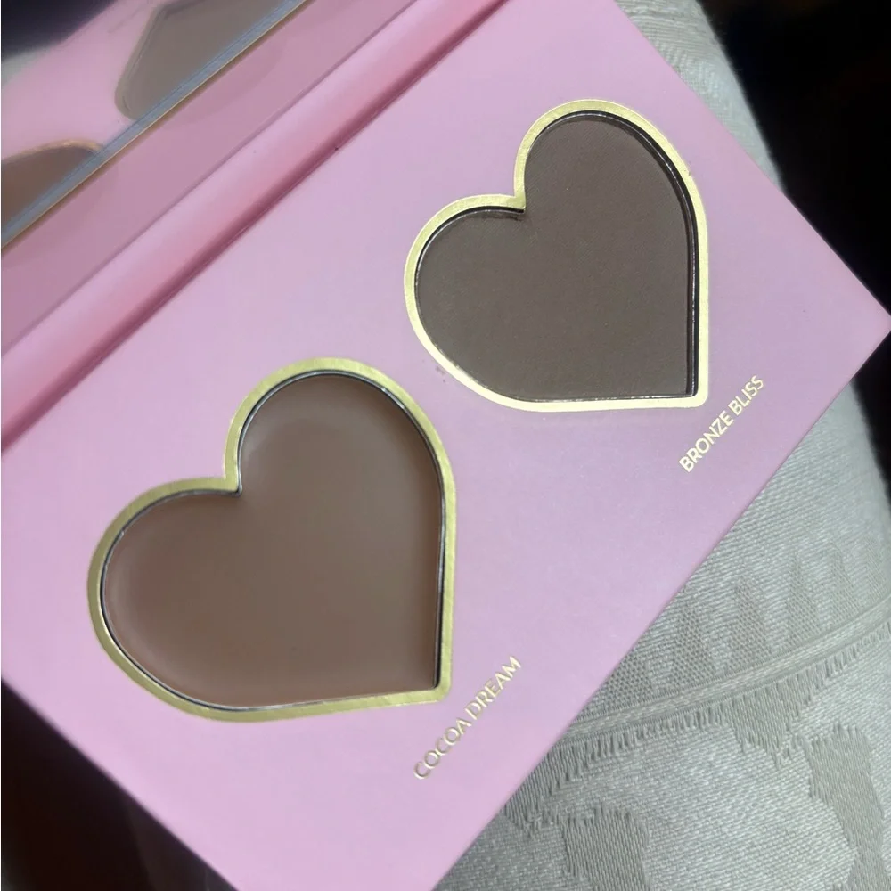 Eloise Sweet Cheeks Bronzer & Contour Palette Duo Medium to Tan BNIB